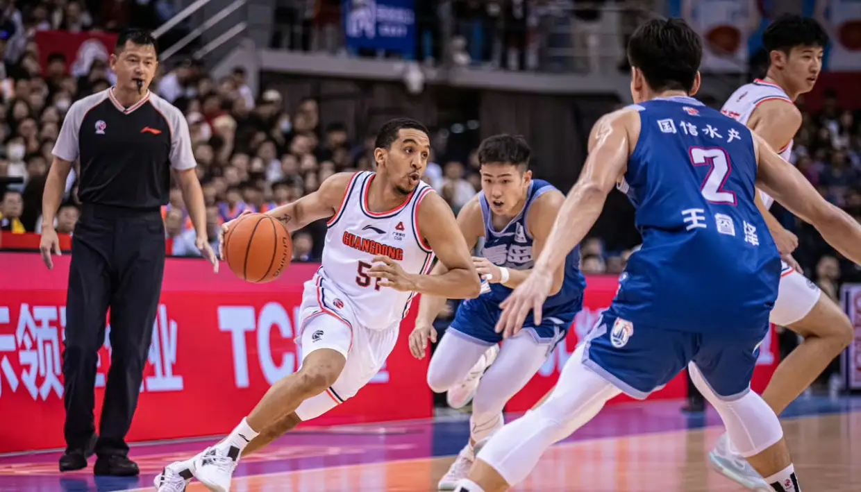 皇冠体育官网-关于风云突变广东宏远清晨防线松动国王杯国际比赛日刷纪录，风云突变门兴格拉德巴赫赛后临场应变都惊呆了的信息